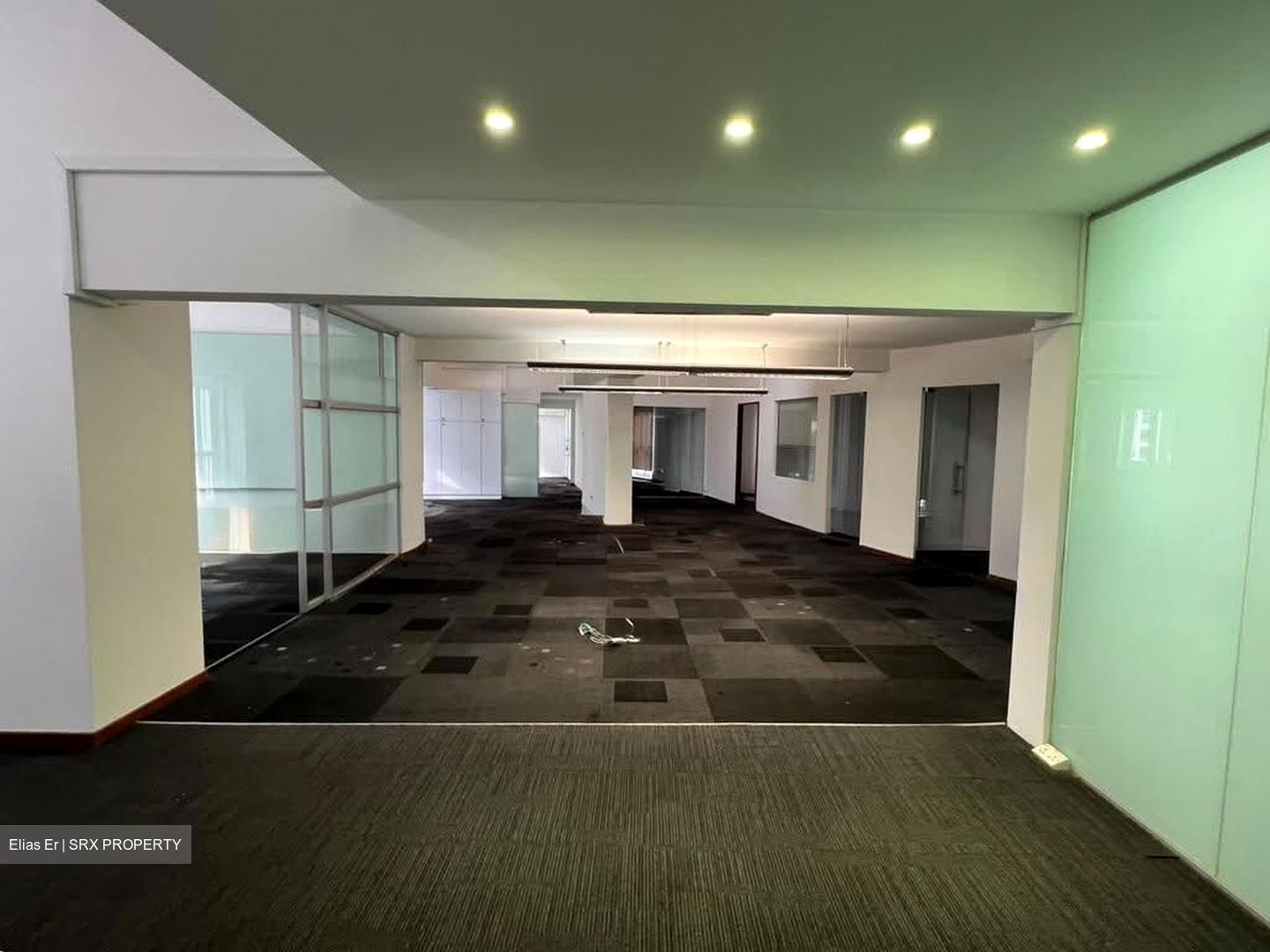 Boat Quay Conservation Area (D1), Office #633701891
